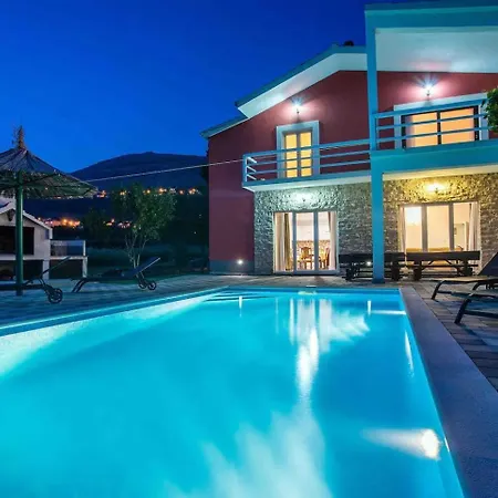Family Friendly House With A Swimming Pool Srinjine, Split - 23950 Nyaraló Srinjine