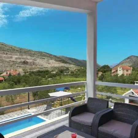 Nyaraló Family Friendly House With A Swimming Pool Srinjine, Split - 23950 *