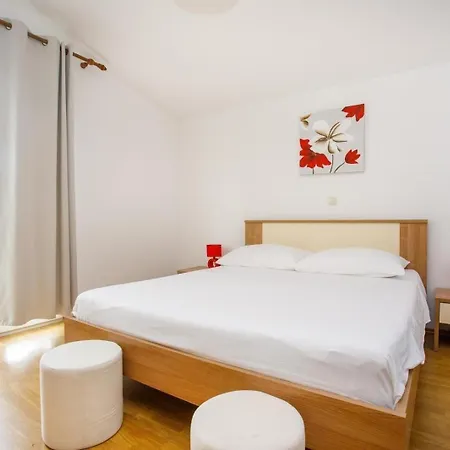 Family Friendly House With A Swimming Pool Srinjine, Split - 23950 Nyaraló *