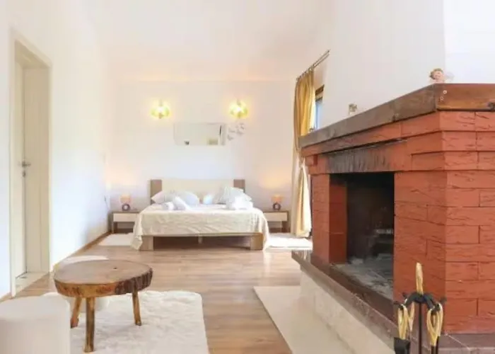 Dom wakacyjny Family Friendly House With A Swimming Pool Srinjine, Split - 23950