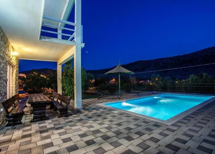 Family Friendly House With A Swimming Pool Srinjine, Split - 23950 * Srinjine