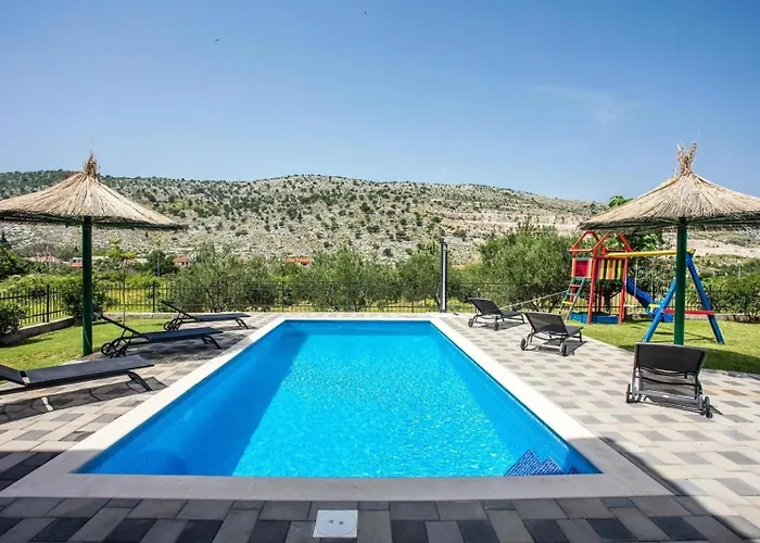 Family Friendly House With A Swimming Pool Srinjine, Split - 23950 *