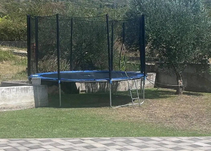 Family Friendly House With A Swimming Pool Srinjine, Split - 23950 Dom wakacyjny Srinjine